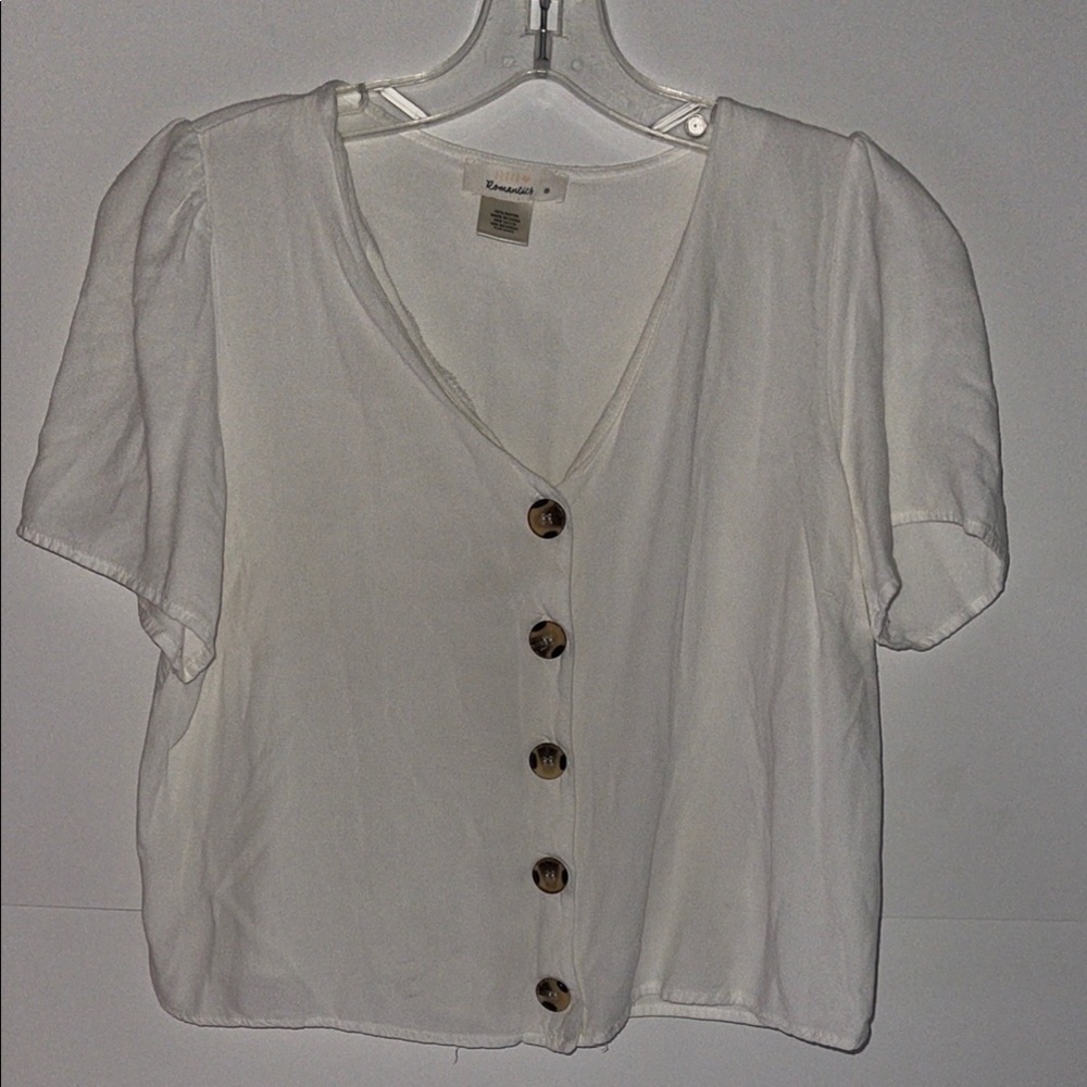 URBAN ROMANTICS 100% Rayon White Button-Up Women's Top